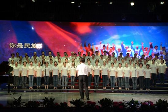 C:\Users\Lenovo\Desktop\污污漫
大合唱\污污漫
大合唱\yy04.jpg